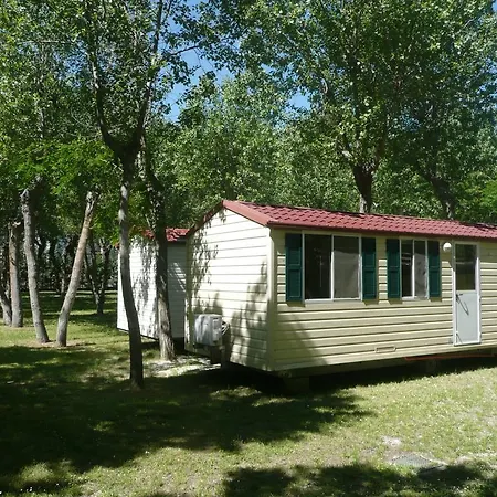 Camping Maximum Римини