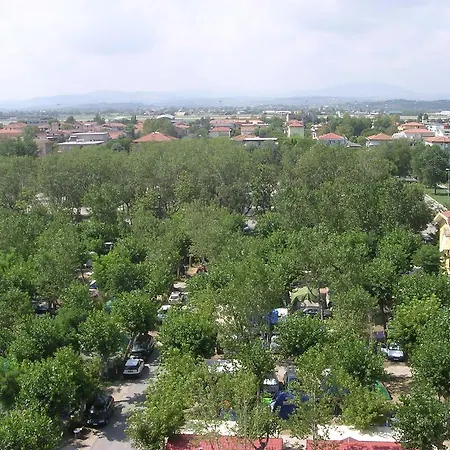 Camping Maximum Кемпинг Римини